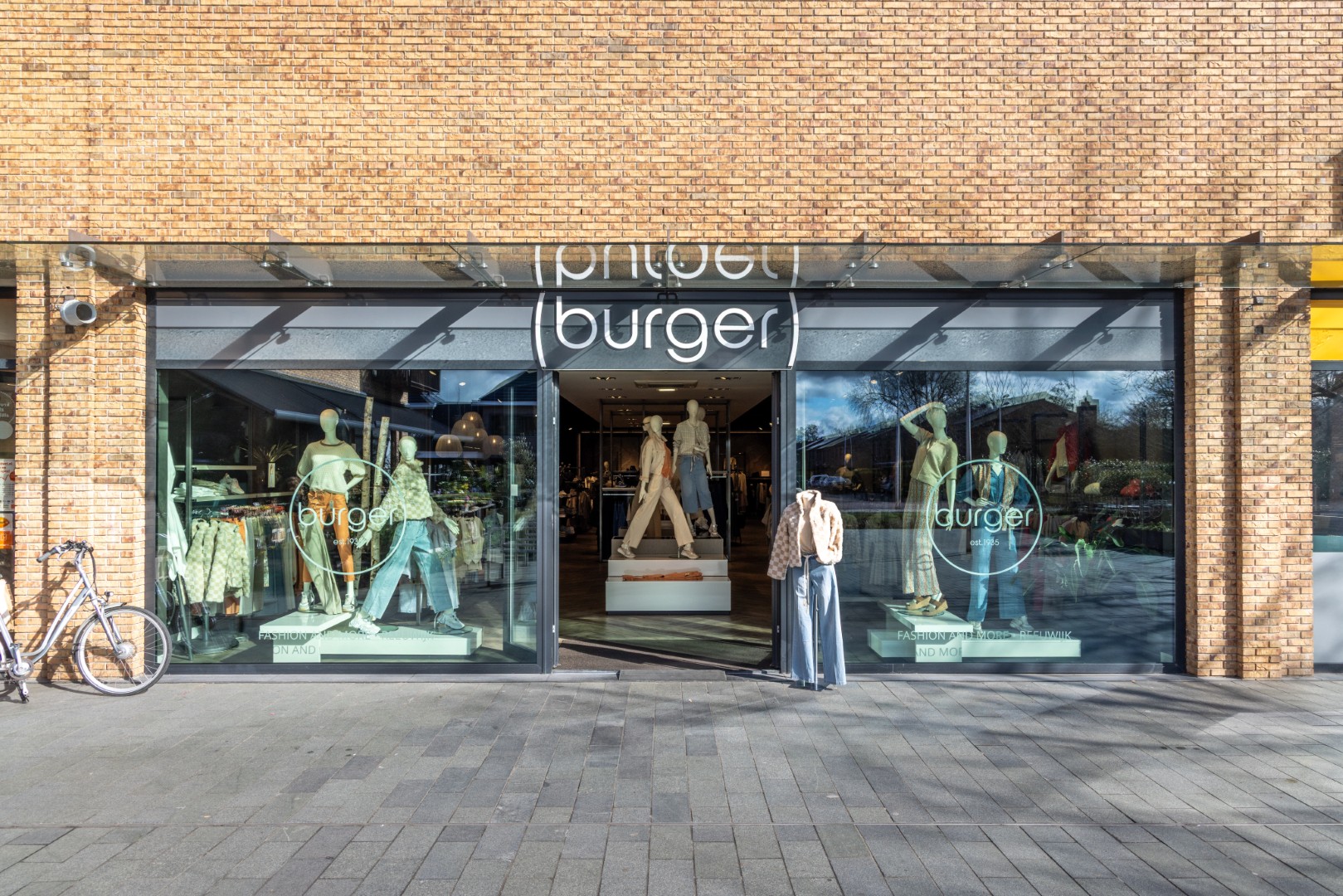 Burger Mode | Reeuwijk (NL) - Retail design